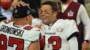 Bucs outside linebacker shaquil barrett (58) sacks kansas city chiefs quarterback patrick mahomes (15), forcing but brady vs. Super Bowl Lv 2021 Buccaneers Wins Against Chiefs Brady Mvp And 7th Ring Scores Highlights Reactions As Com