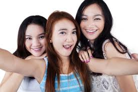 Maybe you would like to learn more about one of these? Nostalgia Begini Pose Selfie Andalan Generasi 90 An Dengan Hp Jadul