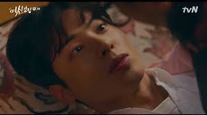 Imagine how heavy eunwoo is then seojun needs to run. True Beauty Episode 2 Open Thread Dramabeans Korean Drama Recaps