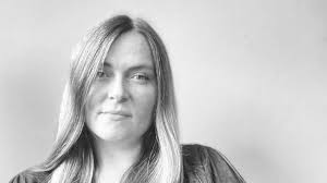 Emilie udgiver album med folkesange: 'Jeg vil gerne genfinde min dialekt'