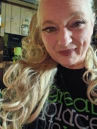 Who can take me as a guest to Zephyrhills Moose Lodge?