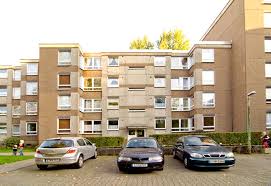 4 Zimmer Wohnung Zu Vermieten Erasmusstrasse 10 45279 Essen Freisenbruch Mapio Net