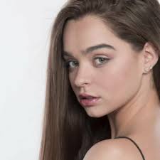 Sandra Macarena Mora Ampuero