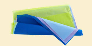 Women Are Using Tissue Paper To Dye Their Hair Diy Hair Dye Hair Dye For Kids Dyed Hair
