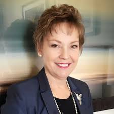 Unopposed, county school supe Estrella-Henderson is officially elected to  post she holds