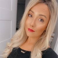 100+ profilů „Fetter“