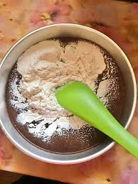 Sebab kena oderan itu noxxa lah. Resipi Kek Coklat Paling Senang Adun Guna Blender Kukus 45 Minit Siap Kl Media