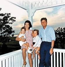 Caroline kennedy, daughter of former president john f. Getrubtes Gluck First Lady Jackie Kennedy Vorarlberger Nachrichten Vn At