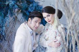 Hal itu diungkapkan oleh fashion stylist bella. Irish Bella Dan Ammar Zoni Segera Menikah Ini Baju Pengantin Adat Minang Yang Akan Dikenakannya Semua Halaman Nakita