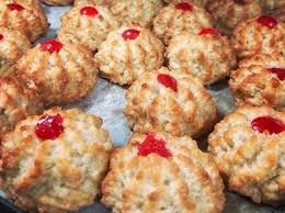 La pasta di mandorle, o pasta reale, è una tipica preparazione siciliana dove le mandorle sono un riempite una pentola d'acqua e portatela a bollore. Ricetta Amaretti Di Pasta Di Mandorle Dolcidee