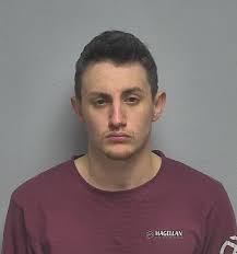 Paducah man wanted in connection with murder investigation turns himself in  to police