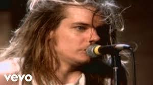 Karl Mueller's Instagram, Twitter & Facebook