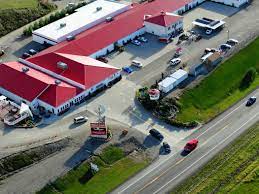 Beautiful scenery, homemade foods, handmade arts, quilts, and furniture all as everyone nose, the holmes county flea market will be opening back up this thursday, march 4th! Flea Market In Sugarcreek Oh Amish Country Sugarcreek Flea Market