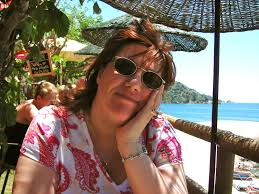 Debbie Stroud is fundraising for Cancer Research UK