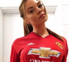 曼联美女球迷：虽然林加德近况不好，但他有能力找回状态"