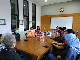 Lowongan pekerjaan pt tri usaha sejahtera pramata. Sidak Komisi C Dprd Kab Lumajang Ke Pt Unggul Makmur Sejahtera Ums Klakah Atas Pengaduan Karyawan Terkait Gaji Thr Pada Sosial Media Facebook Lumajang Lapor Dprd Kab Lumajang