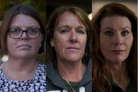 Canberra gynaecologist Omar Adham cautioned about obtaining inadequate  consent for procedure as AHPRA investigates complaints