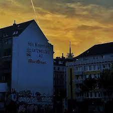 life in dusseldorf on instagram unterbilk sunsets instagram sunset city skyline