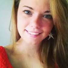 Amber Tompkins's Instagram, Twitter & Facebook