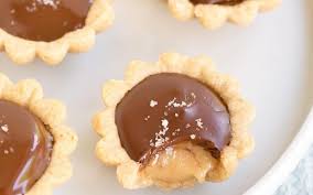 Banyak kue kering yang bisa anda buat . 5 Resep Kue Kering Modern Pilihannya Ada Lemon Cookies Hingga Biji Kurma