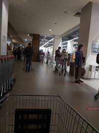 Momentan nu exista cataloage disponibile de la auchan cluj. CoadÄ UriaÈÄ La Auchan In Iulius Mall Foamea E Mare La Cluj Foto Stiri De Cluj