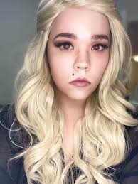 Y'all like Rapunzel better in her Rosalie era or her Alice era?