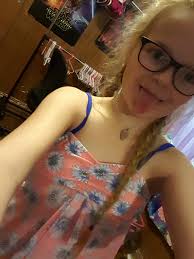 Annabelle Sally Beck (@sally_annabelle)