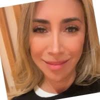 400+ perfiles de «Lucely