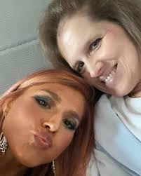 Chelsea Foster's Instagram, Twitter & Facebook