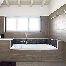 Le carrelage n'est pas inévitable dans une salle de bains, pensez au sol vinyle : Panneau Mural Salle De Bains Le Guide Ultime Pour Bien Choisir