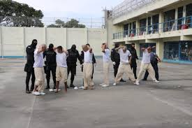 Todas as questões das provas da oab 2ª fase de direito penal com a resposta formulada pela própria banca e o valor de cada item. Trasladan A Mas De Mil Reos De Penal De Izalco A Otros Centros Penitenciarios El Occidente News