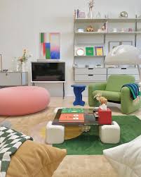 October layout change part 2: I moved my TV to this wall fitted perfectly  in between the USM and Vitsoe. Love this new layout although it makes my  living room feel a