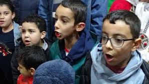 Suite photos prises lors de l'hommage rendu à l'honneur de Mme Ailem Fatma,  âgée de 82 ans, veuve du Moudjahid Sahmi Ahmed Paix à son âme, au niveau de  son domicile sis