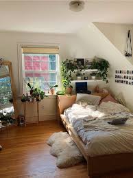 Home decor bedroom living room decor diy bedroom bedroom storage bedroom couch bedroom neutral wardrobe storage master bedrooms bedroom inspo. Pin By Banessa On Bedroom Inspo 3 Room Ideas Bedroom Aesthetic Bedroom Cozy Apartment Decor