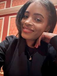 Roderick Berry's Instagram, Twitter & Facebook