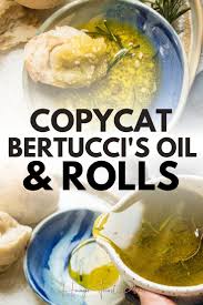 Copycat Bertucci S Dipping Oil And Rolls Recipe In 2020 Dipping Oil Dipping Oil Recipe Dinner Rolls
