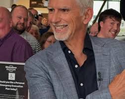 Never meet your heroes, they say. Too late for all the fans  @silverstonemuseum last night! Thanks to everyone who came and glad we  raised a few extra ££££'s for this great addition