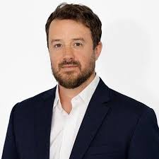 Derek Durst's Instagram, Twitter & Facebook