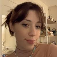 Melinda Walden's Instagram, Twitter & Facebook