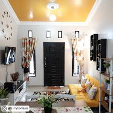 Sekat ruang tamu minimalis saat ini menjadi solusi yang tepat membuat rumah menjadi lebih rapi. Contoh Desain Sekat Ruang Tamu Dan Ruang Keluarga Cek Bahan Bangunan