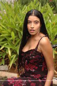 Maushmi Udeshi Photo Gallery