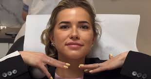 Topinfluencer Jade Anna zit met voorbeeldfunctie in haar maag na ingreep:  'Wil dit niet normaliseren'