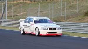 Note that i am working on the assumption that your '99 528i has the m52tu motor and not the m52. Itb Sound Bmw E36 Cl2 Race Car From Niesz Motorsport Mta Hungaroring 2015 09 14 Youtube