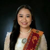 Roxanne Barboza's Instagram, Twitter & Facebook