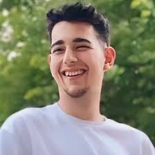 Veli Eren Atay (@velierenatay) • Instagram photos and videos