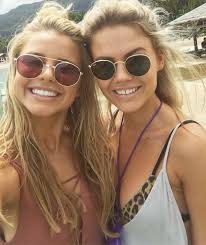 Two is better than one: why you should tackle your mum journey with a BFF