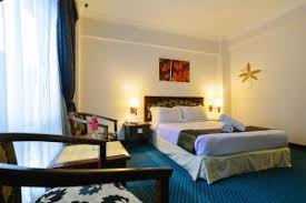 Propone anche una piscina all'aperto, una terrazza sul tetto e una piscina. Hotel Seri Malaysia Melaka Malacca Best Price Guarantee Mobile Bookings Live Chat