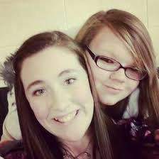 Caroline Setliff's Instagram, Twitter & Facebook