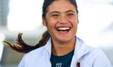 Slick Serena beats pain to reign again