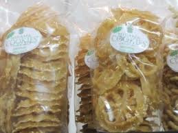 Labu mudah diolah untuk beragam masakan, mulai dari lauk, kue, hingga hidangan penutup. Renyah Manis Dari Labu Parang